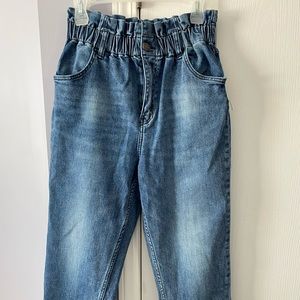 Vervet Paper Bag Princess Highwaisted Jeans